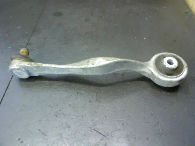 QUERLENKER OBEN HINTEN R