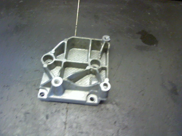 SUPPORT DE COMPRESSEUR