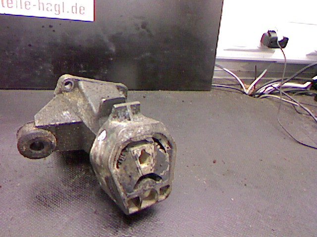 SUPPORT MOTEUR R TRANSMISSION