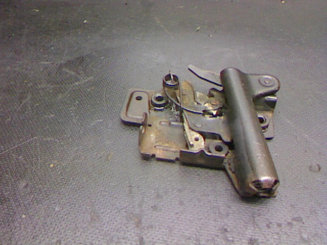 VERSCHLUSS SICHERUNGSHAKEN MOTORHAUBE