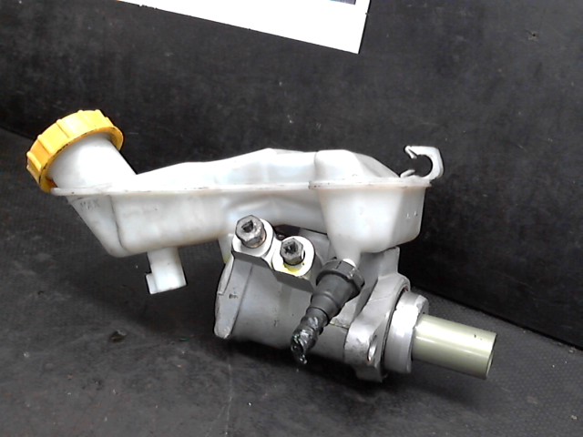 HAUPTBREMSZYLINDER HBZ