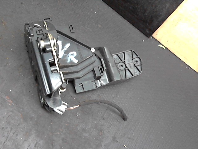 TÜRSCHLOSS MIT ZV (TÜR VORN) RECHTS