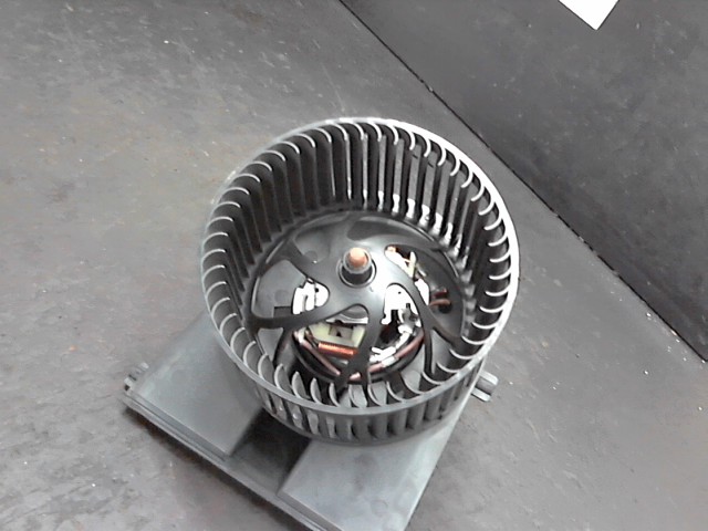 VENTILATEUR DE CHAUFFAGE