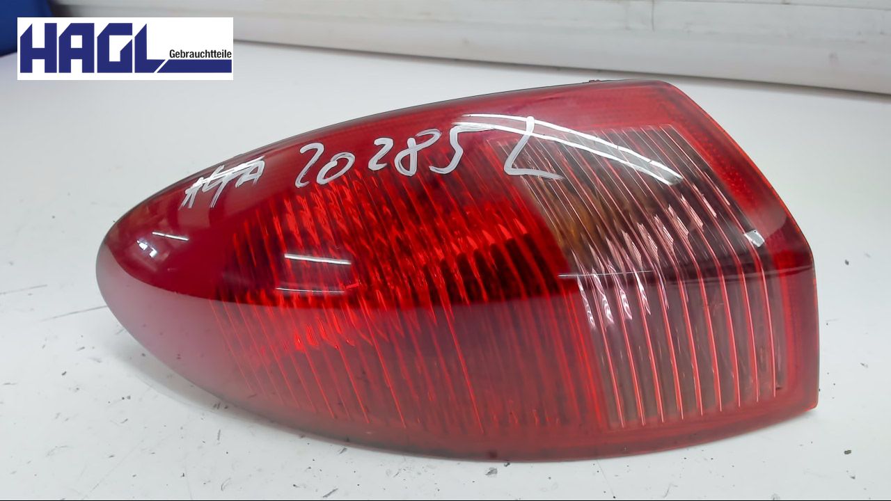 HECKLEUCHTE AUSSEN KOMPLETT  LINKS