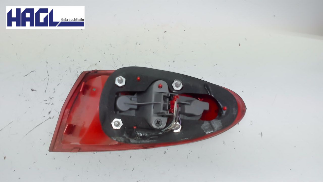 HECKLEUCHTE AUSSEN KOMPLETT  LINKS