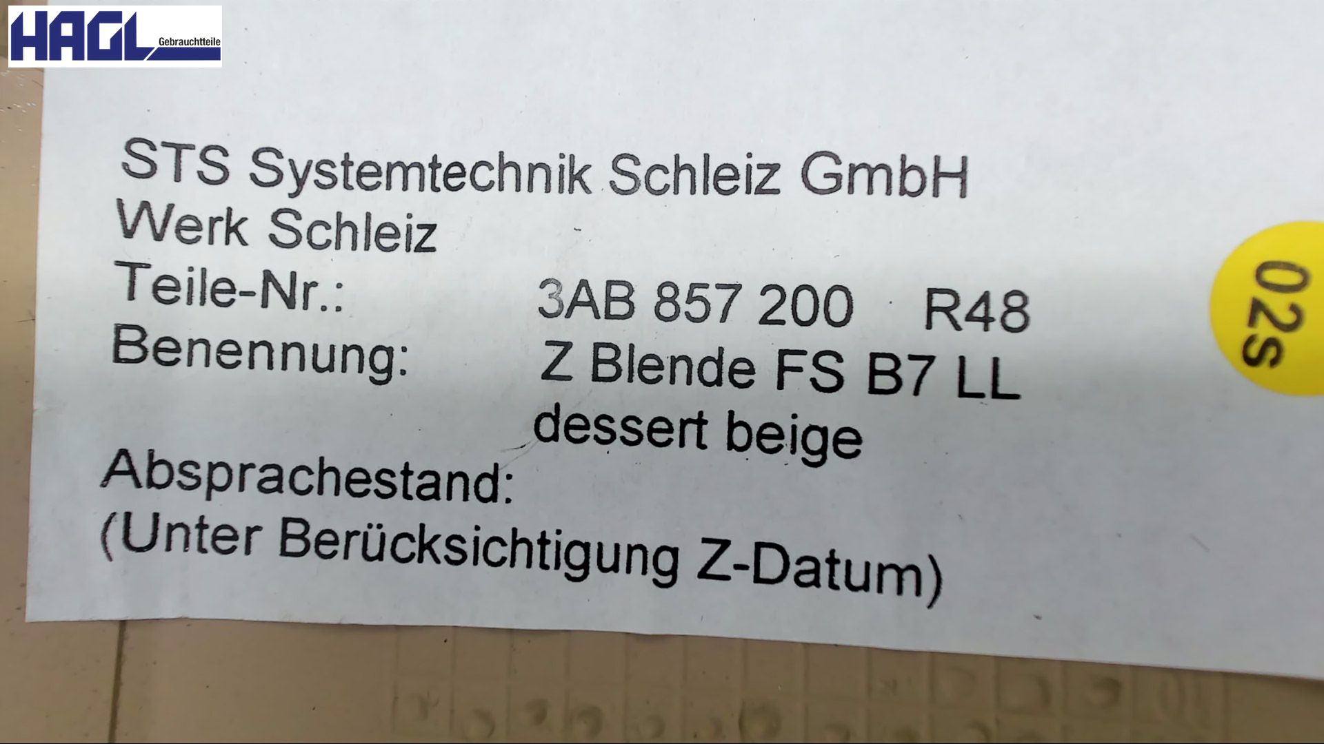ARMATURENBRETT UNTERTEIL SEITLICH  L