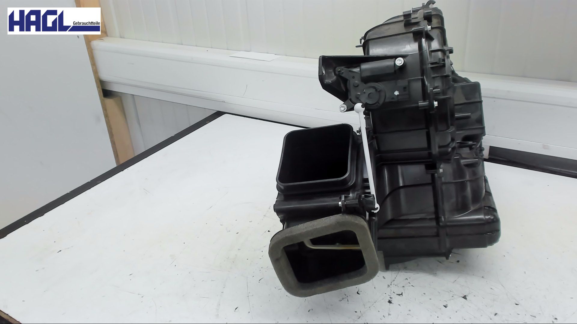 BOÎTIER DE VENTILATEUR ARRIÈRE