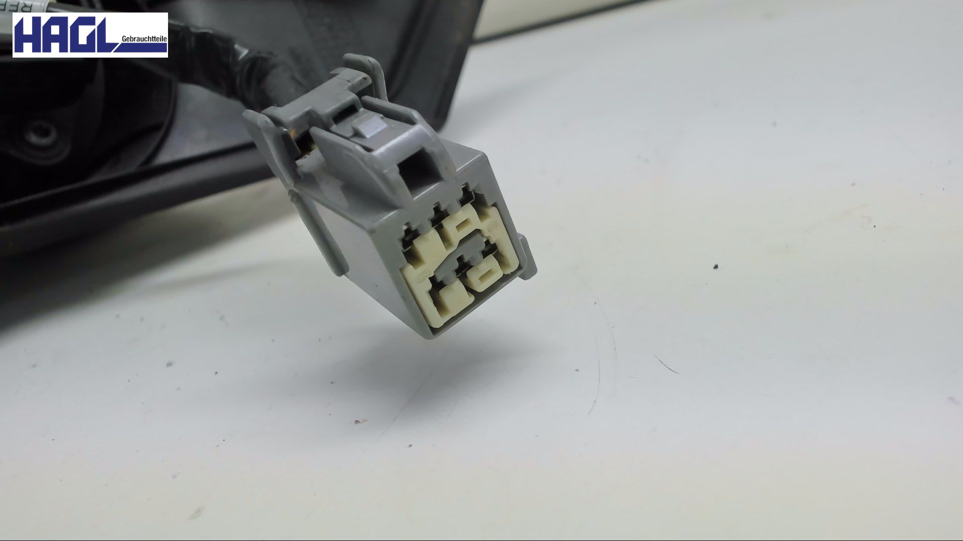AUSSENSPIEGEL ELEKTRISCH VERSTELLBAR  LINKS