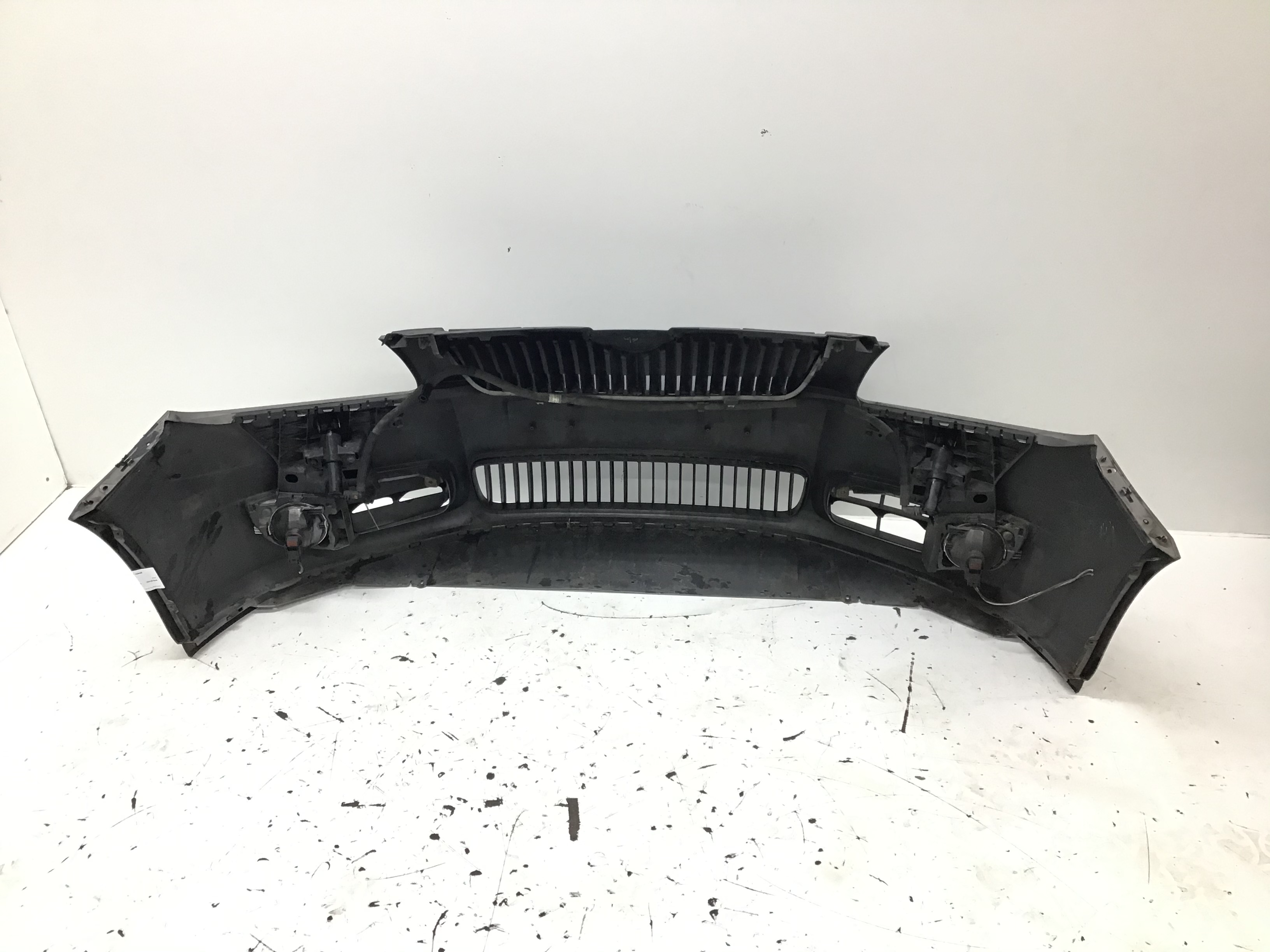 VERKLEIDUNG STOSSFÄNGER VORNE KOMPLETT