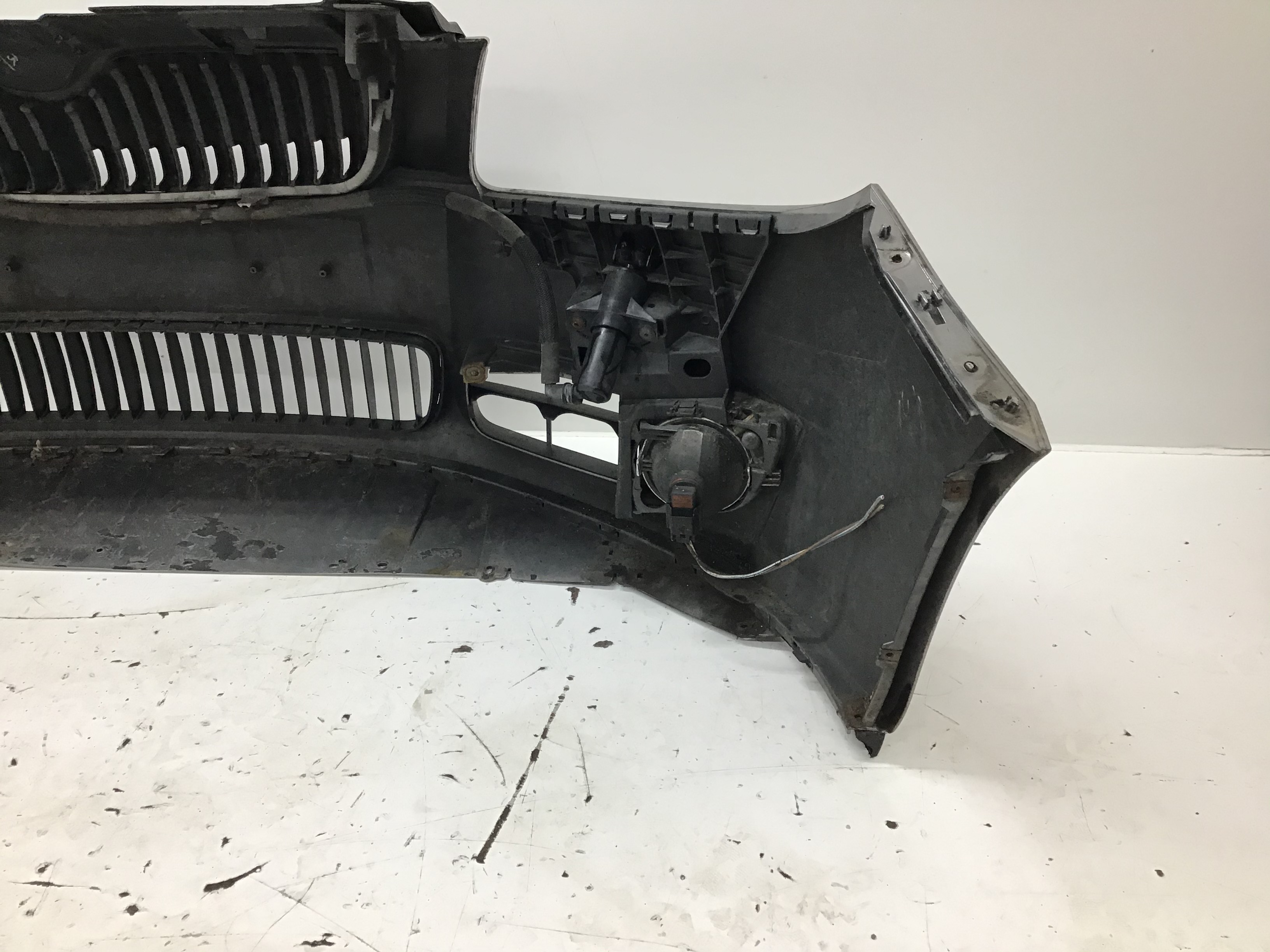 VERKLEIDUNG STOSSFÄNGER VORNE KOMPLETT