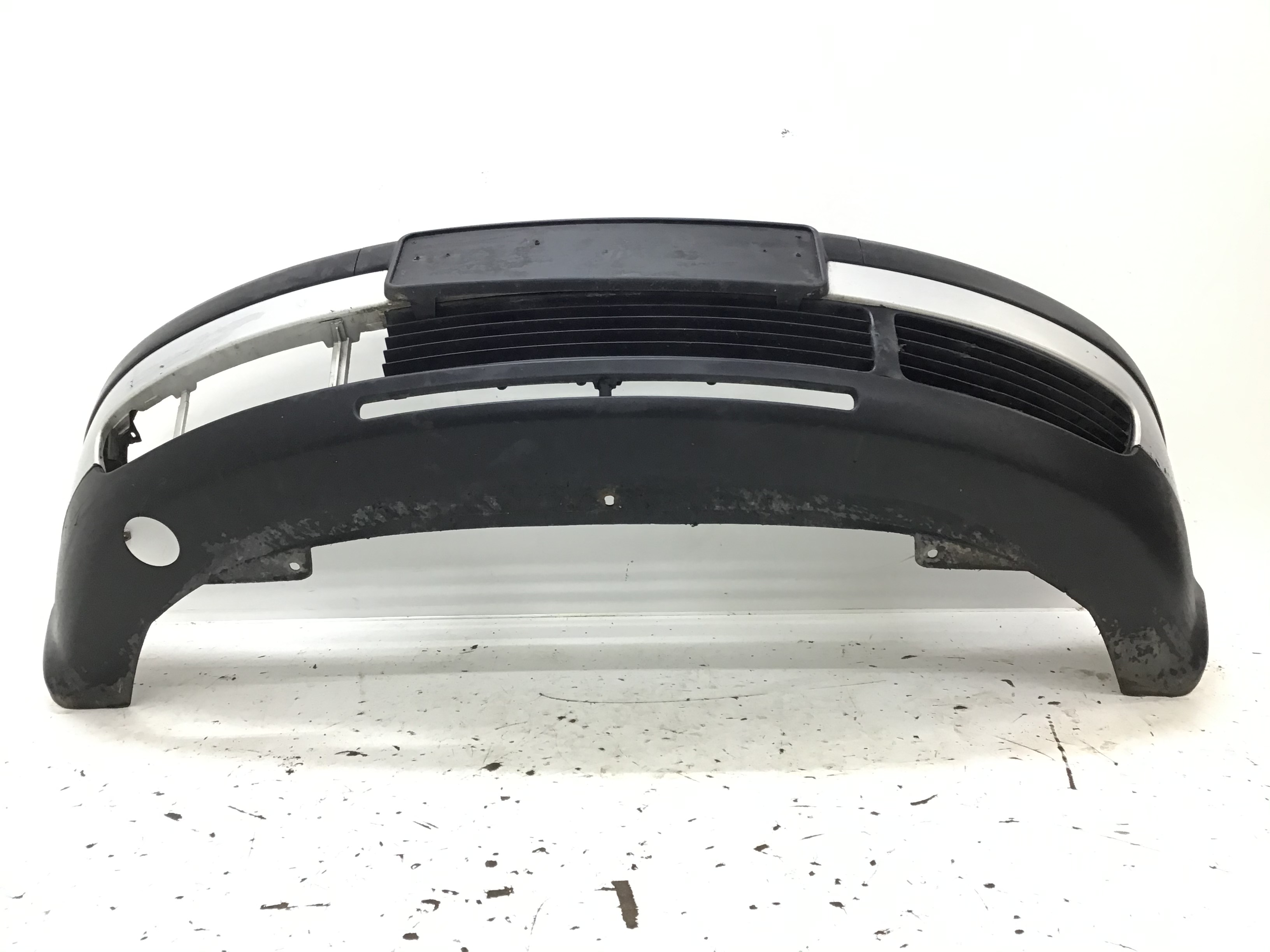 VERKLEIDUNG STOSSFÄNGER VORNE