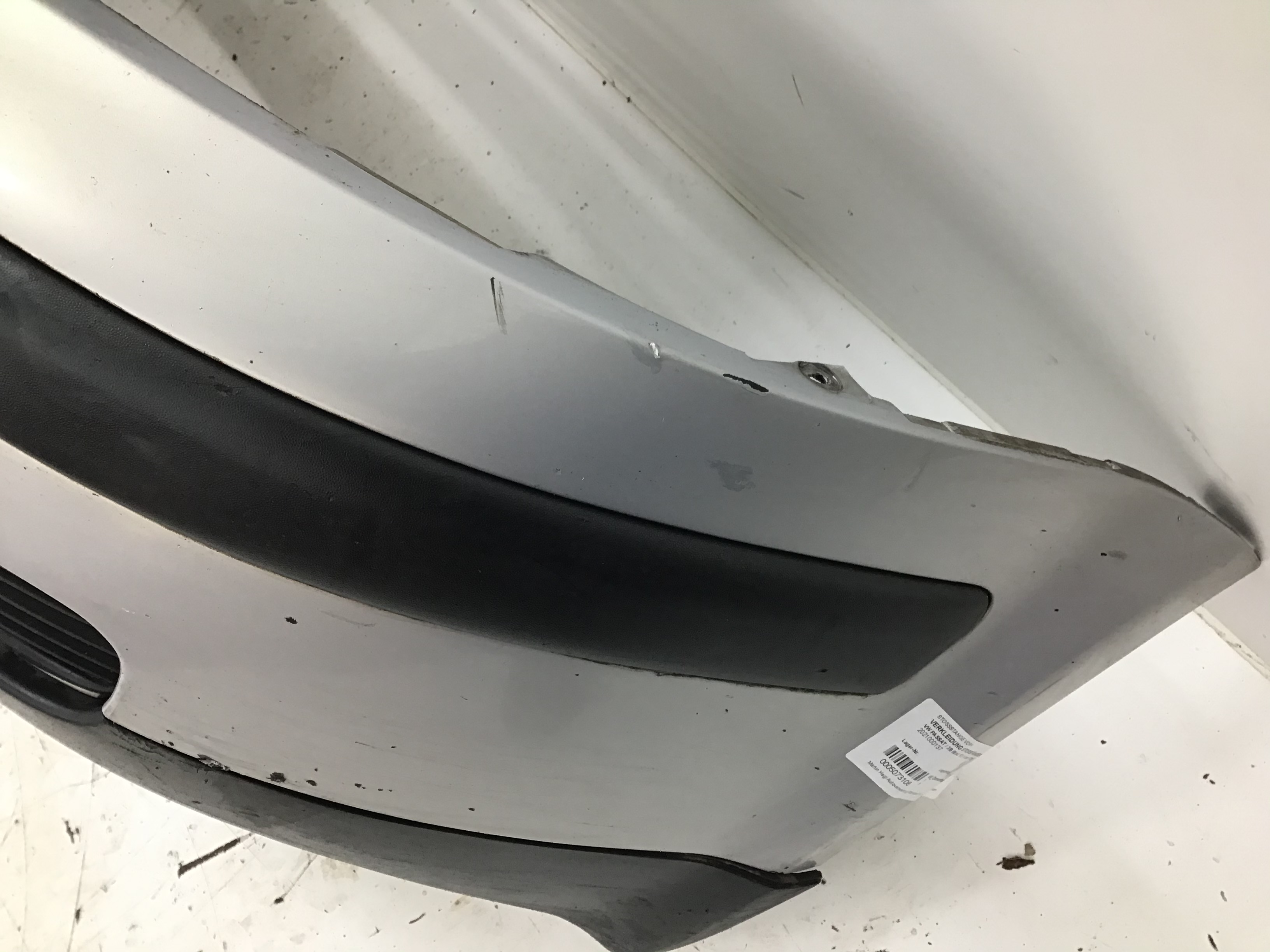 VERKLEIDUNG STOSSFÄNGER VORNE