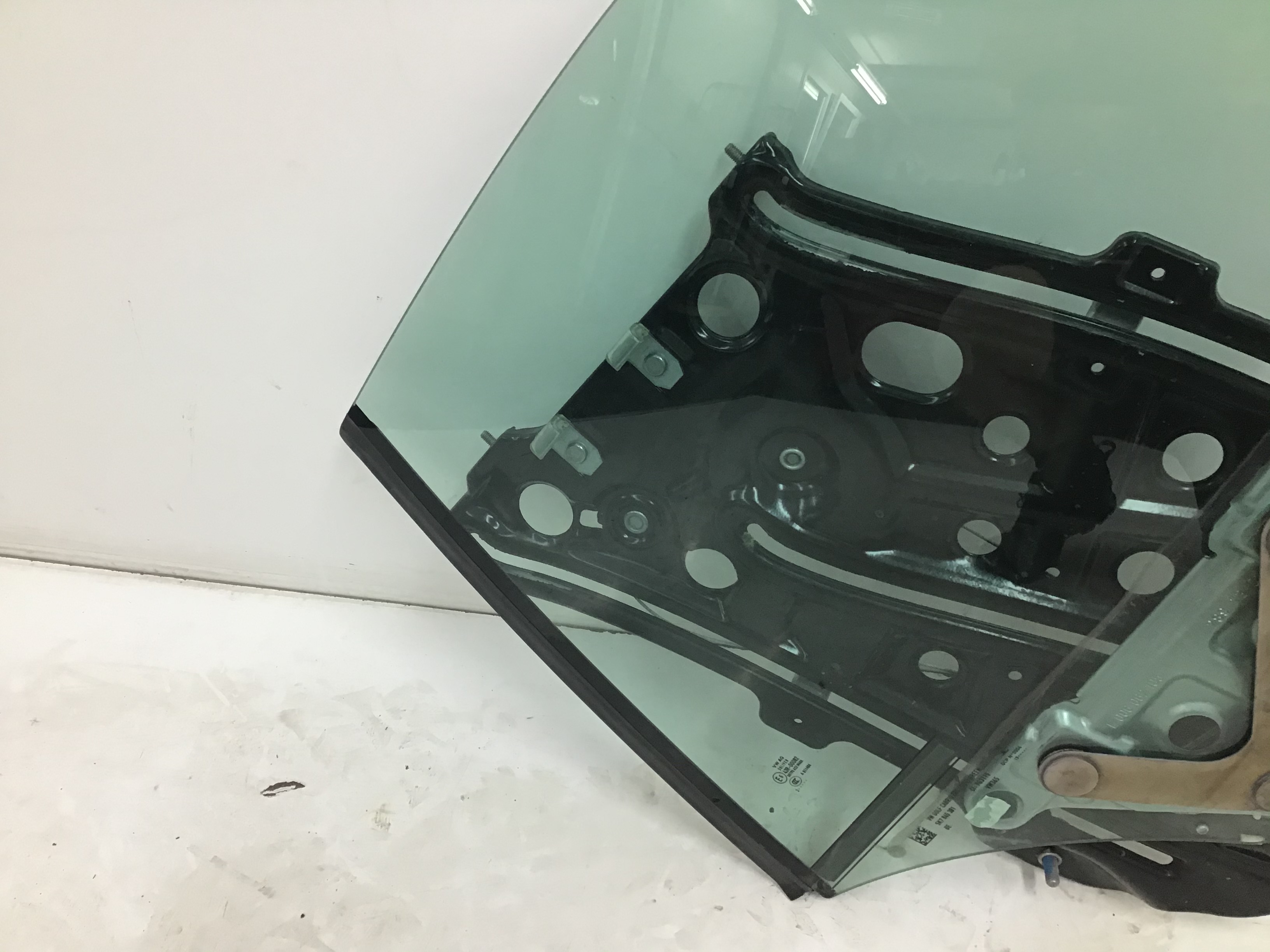 FENSTERHEBER HINTEN LINKS