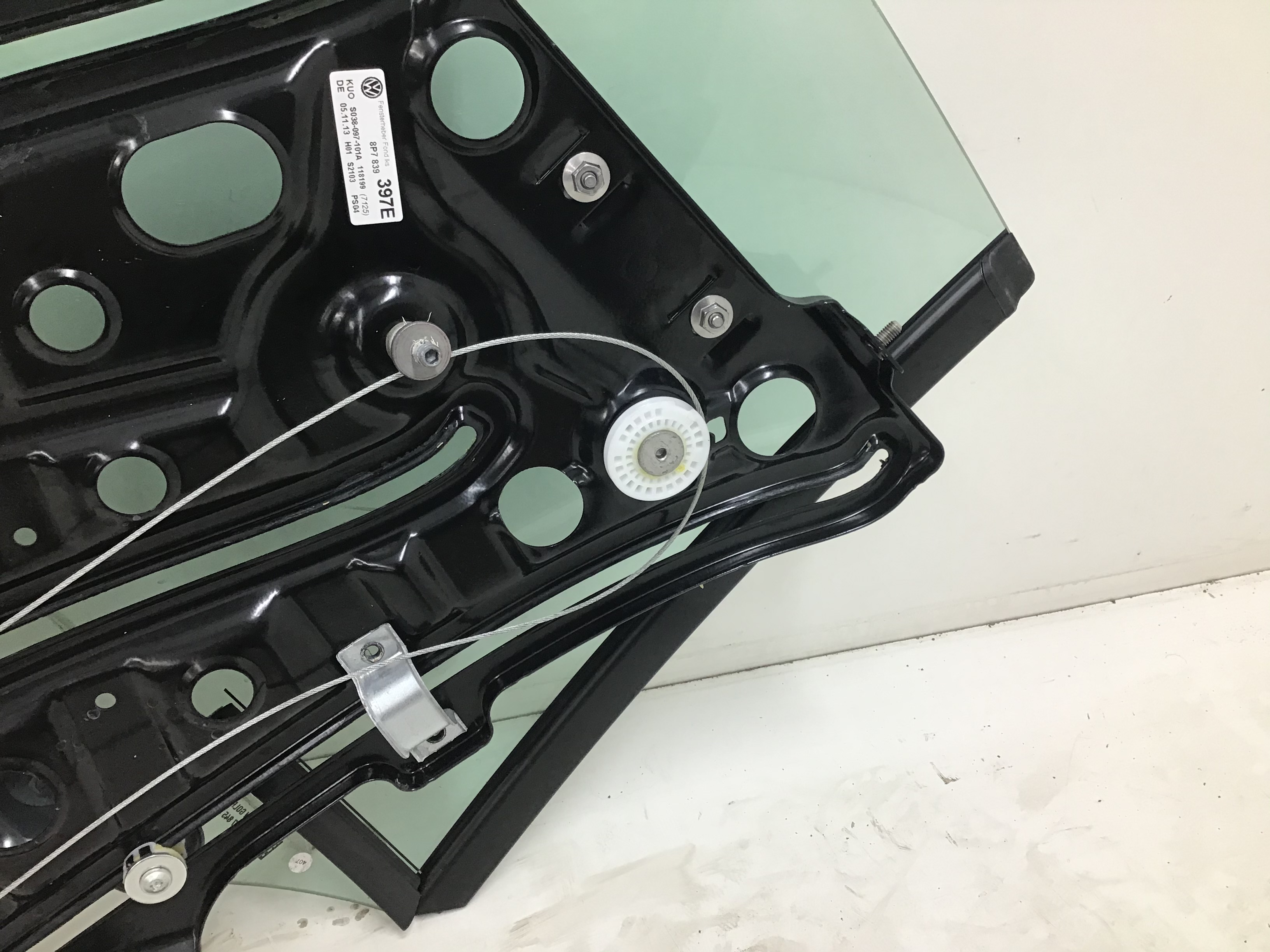 FENSTERHEBER HINTEN LINKS