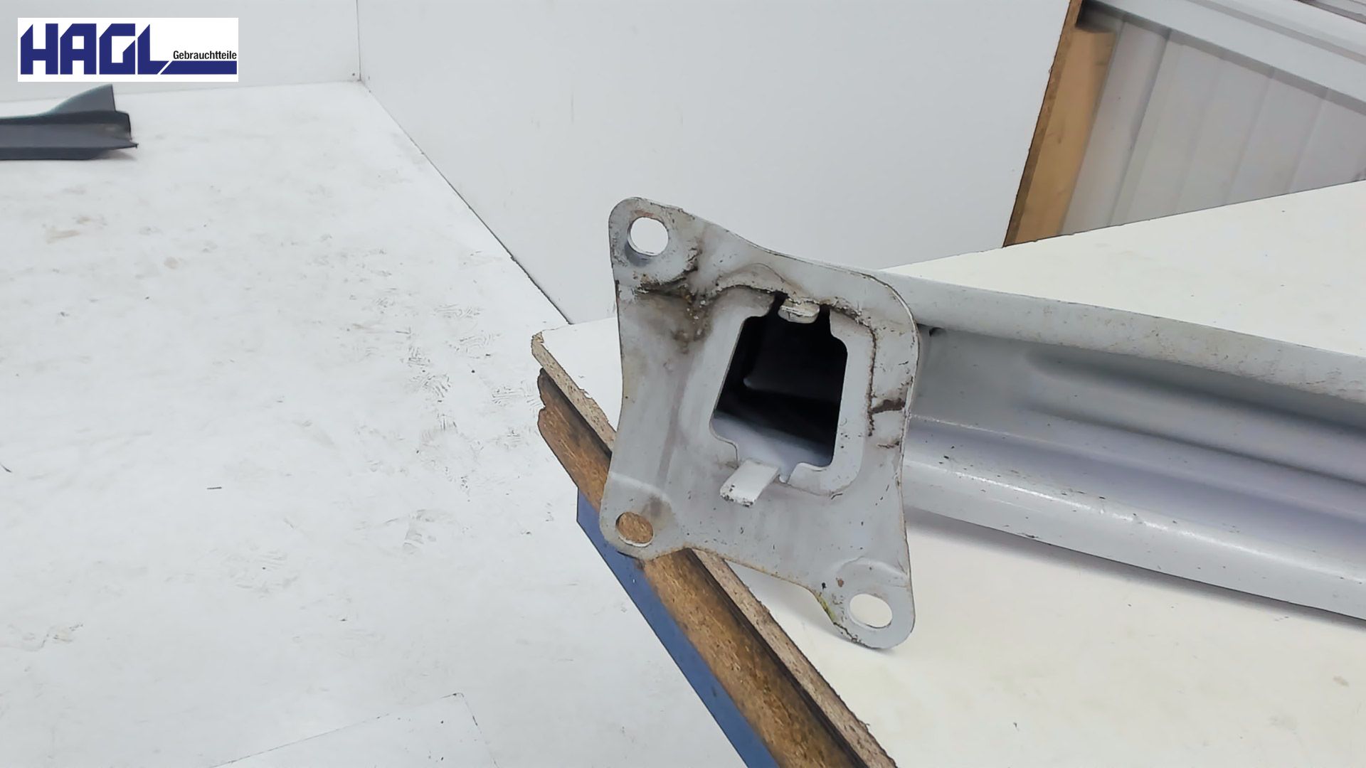 QUERTRÄGER HINTEN