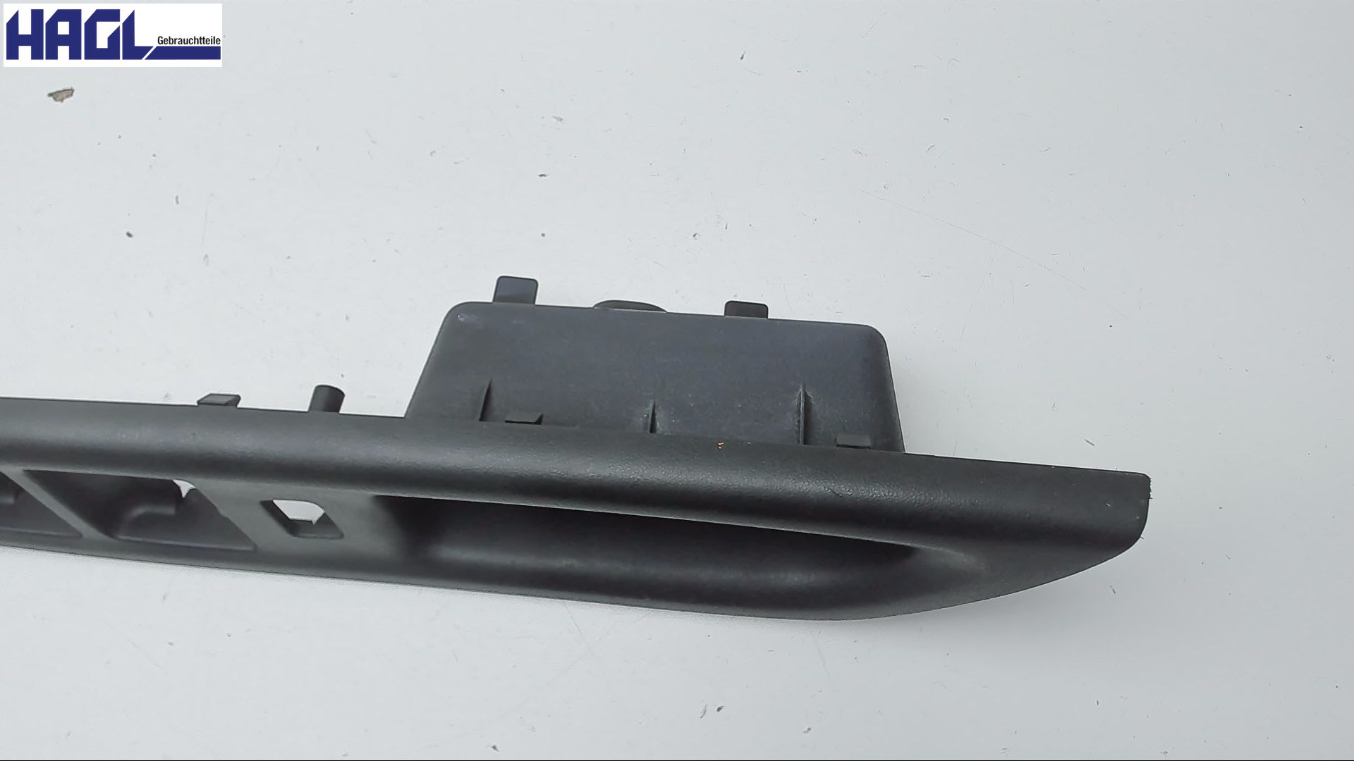 Abdeckung Schalterleiste (Tür vorn) links