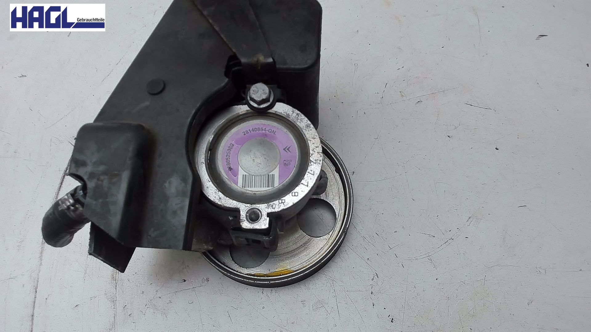 Pumpe Servolenkung M BEHÄLTER