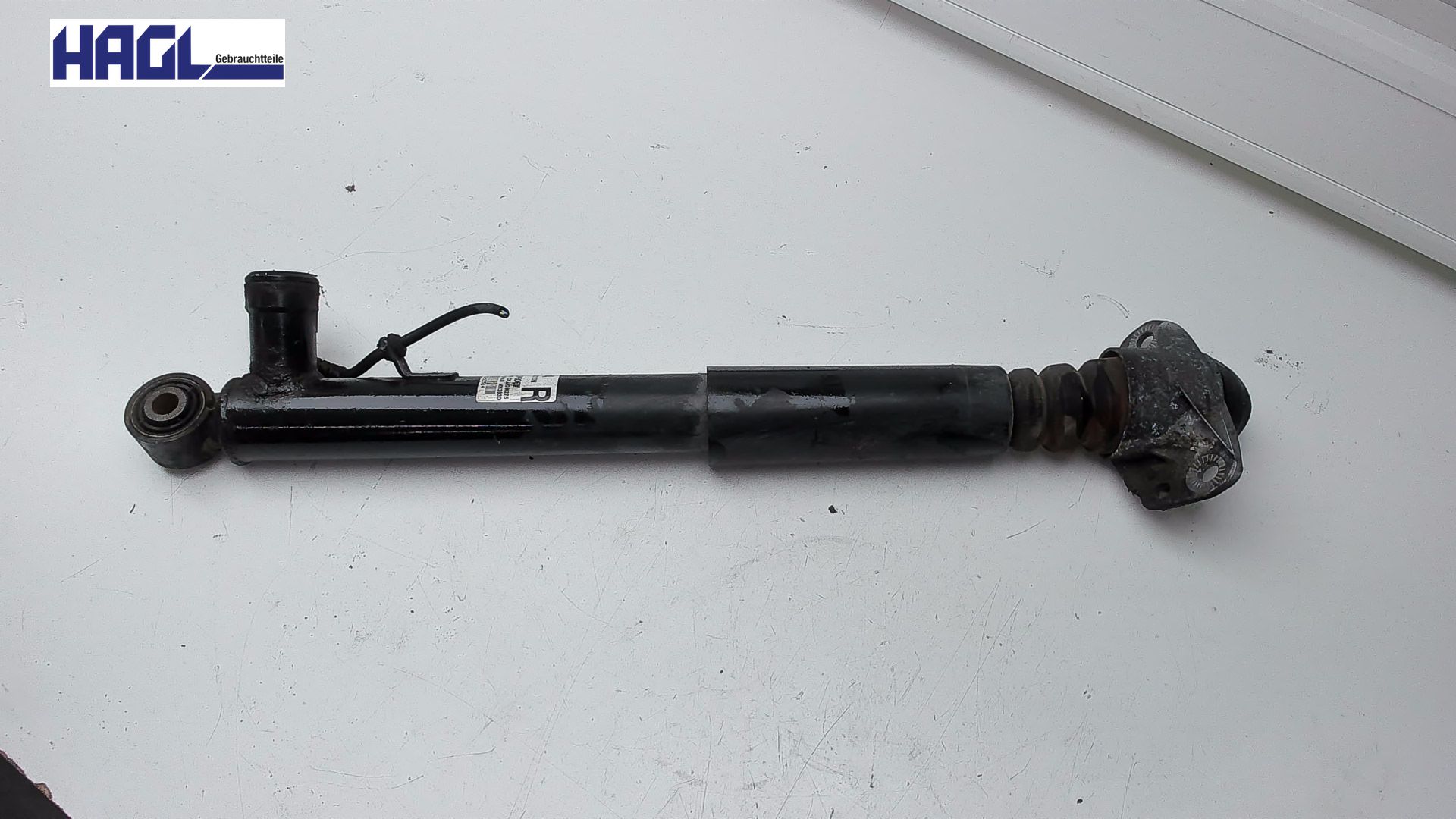 Stossdämpfer aktiv RECHTS