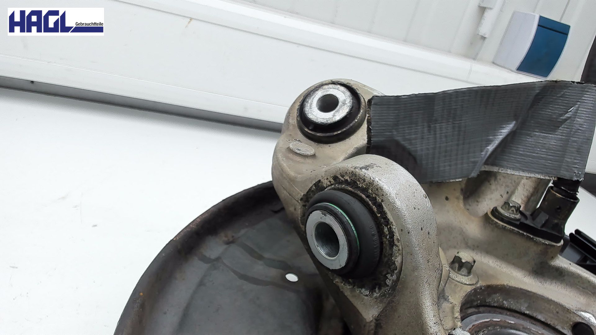 Achsschenkel RECHTS HINTEN