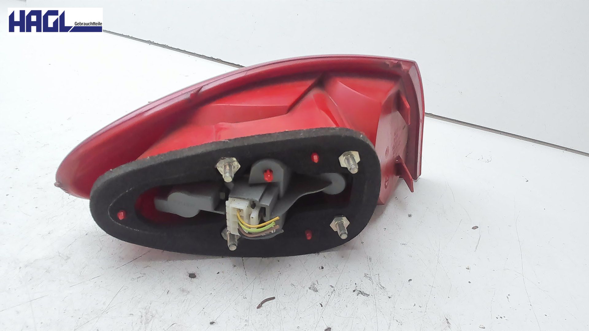 Heckleuchte aussen komplett RECHTS