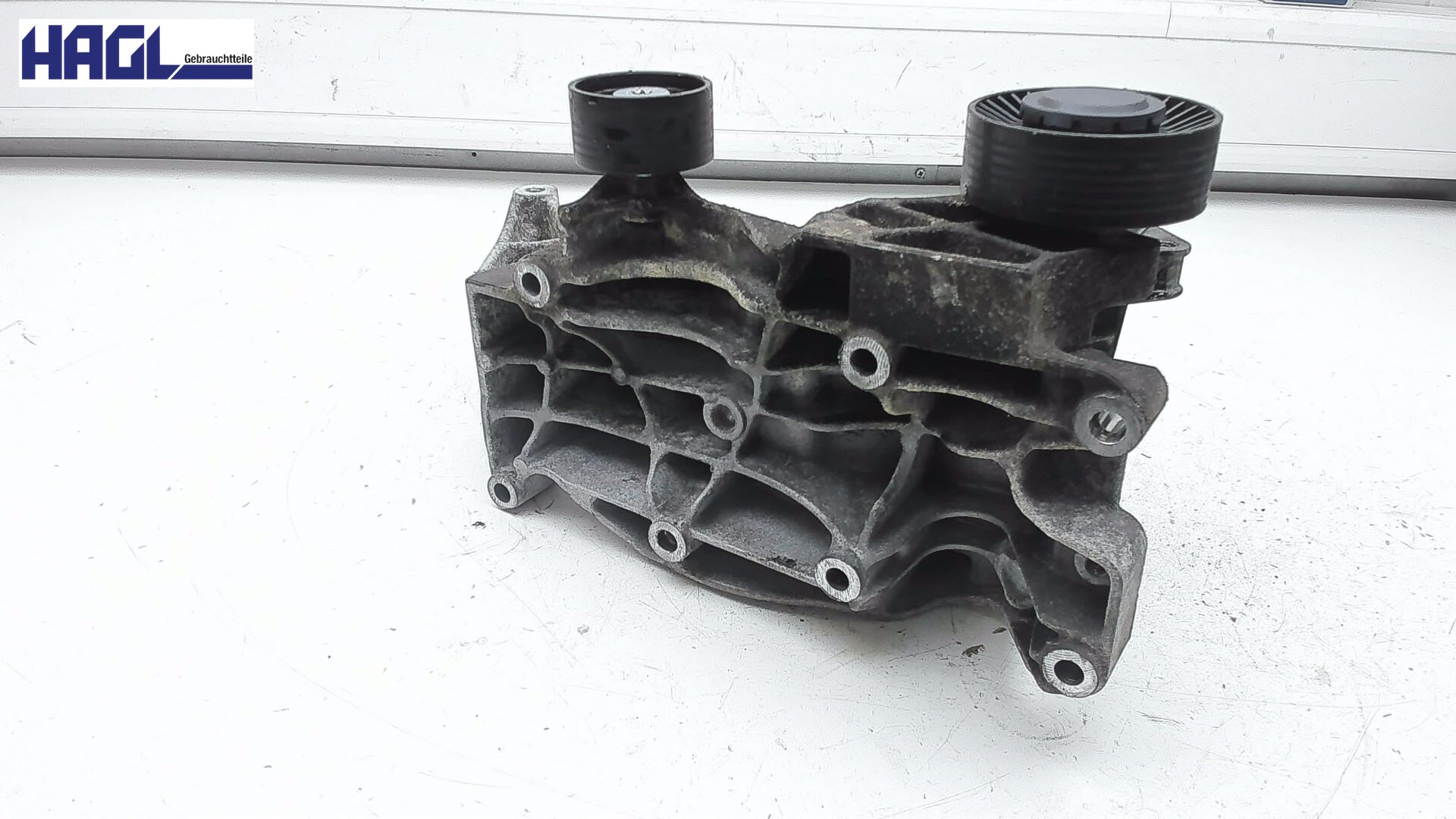 Träger Lichtmaschine