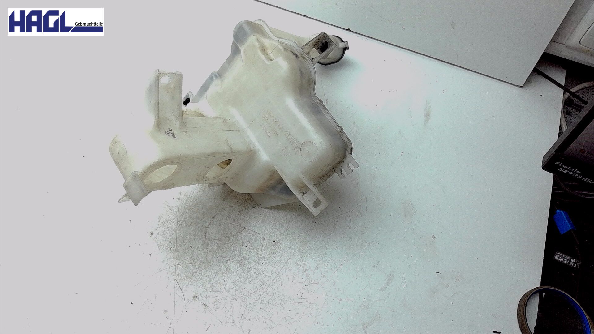 Scheibenwaschbehälter