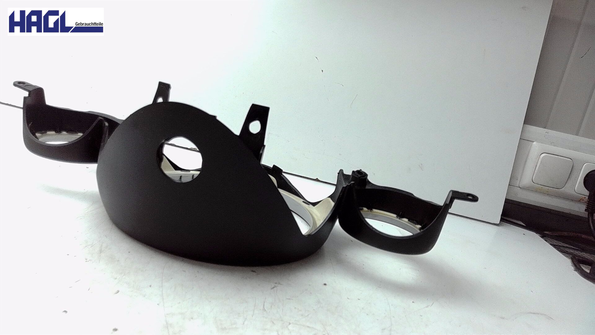 Anzeigeninstrumentengehäuse