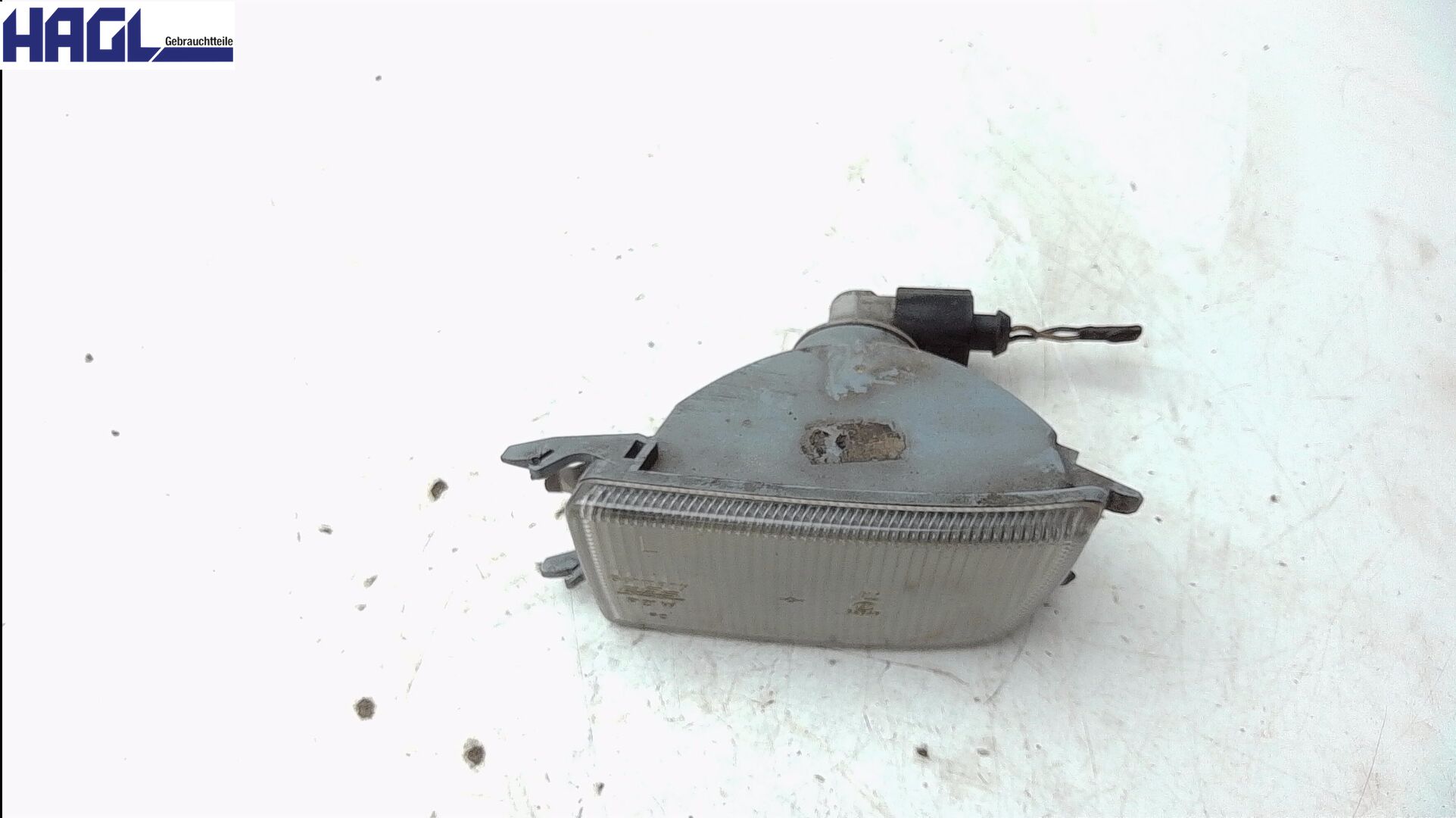 Indicatore anteriore completamente a SINISTRA