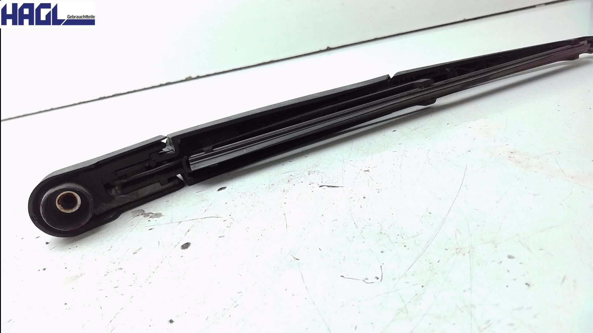 Scheibenwischerarm mit Blatt