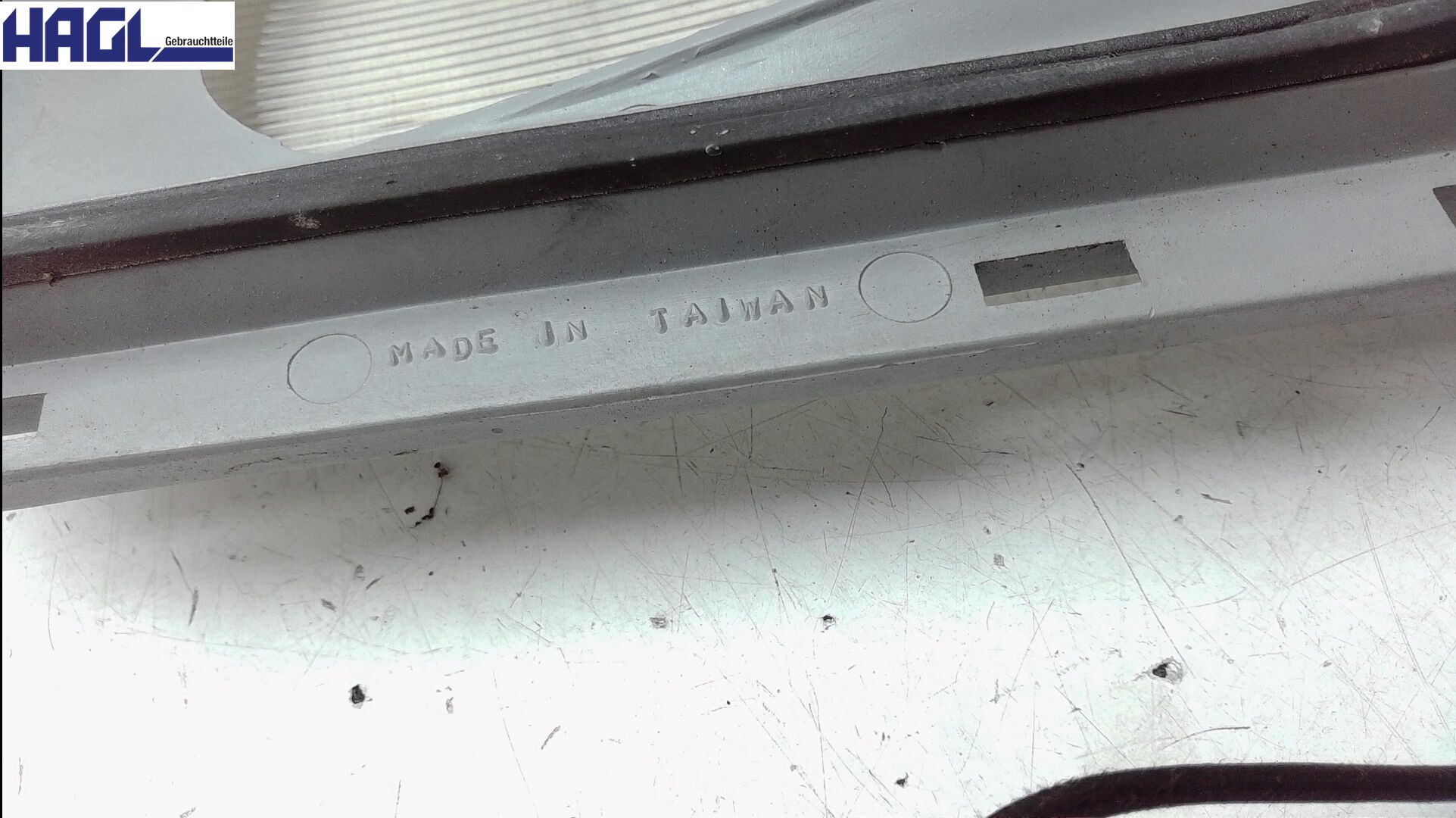 Scheinwerferglas RECHTS