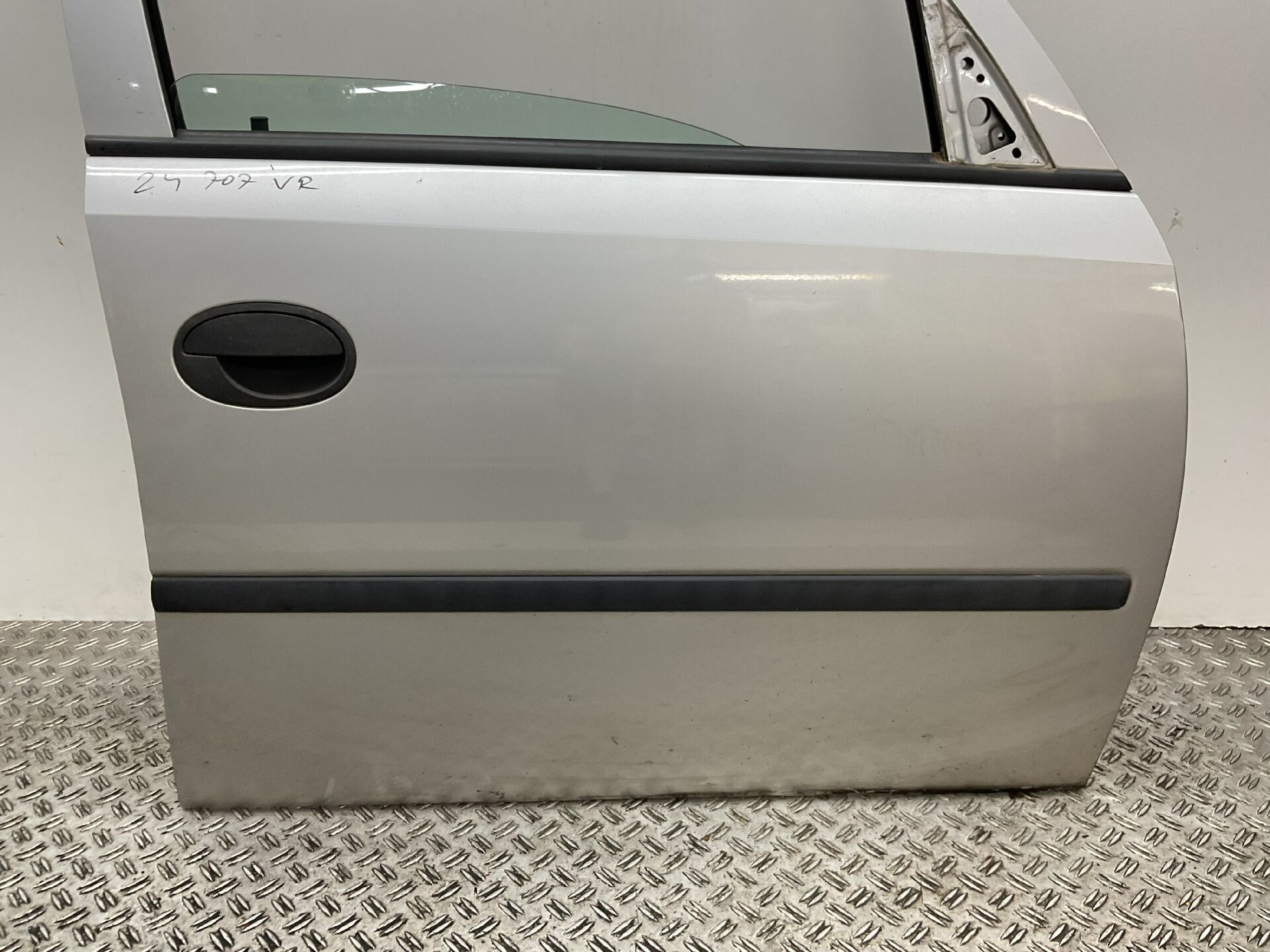 Porte d'entrée à DROITE