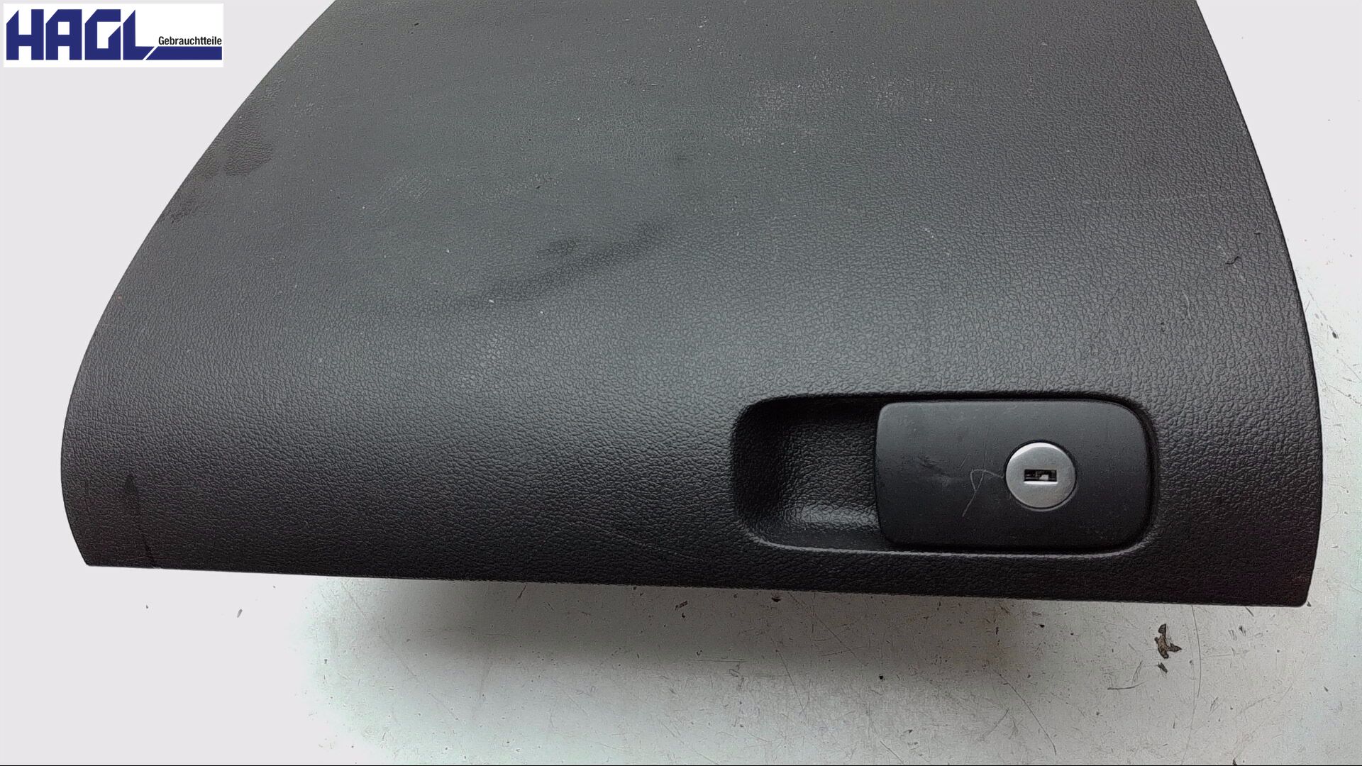 Kasten Handschuhfach