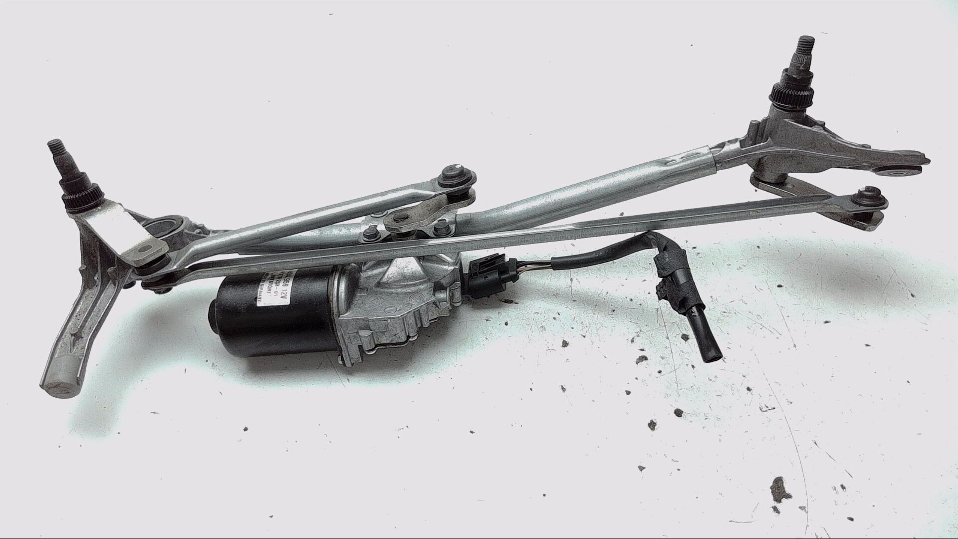 Scheibenwischerbock mit Motor vorne