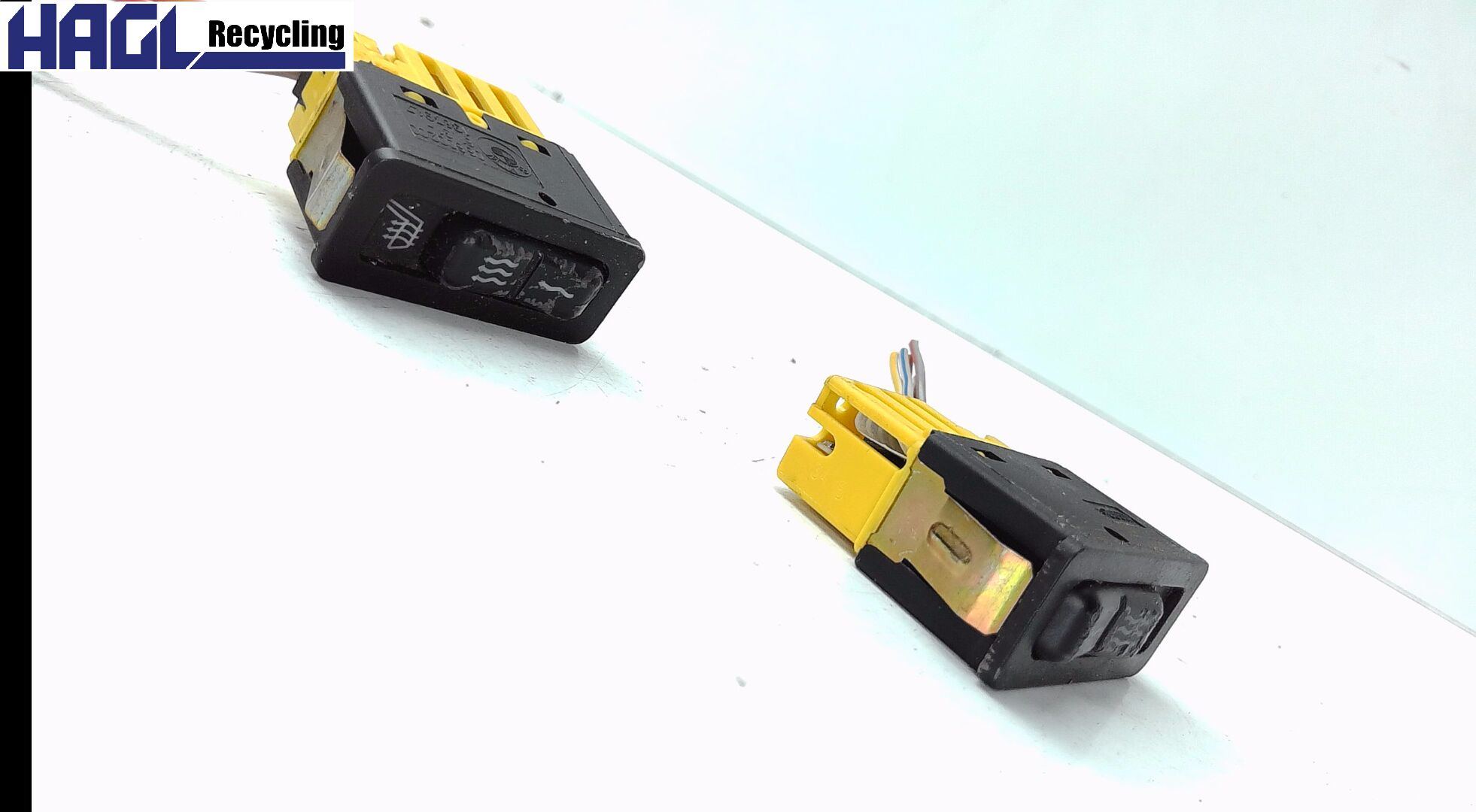 Schalter Sitzheizung 1. Reihe (Sitz l.) LINKS RECHTS