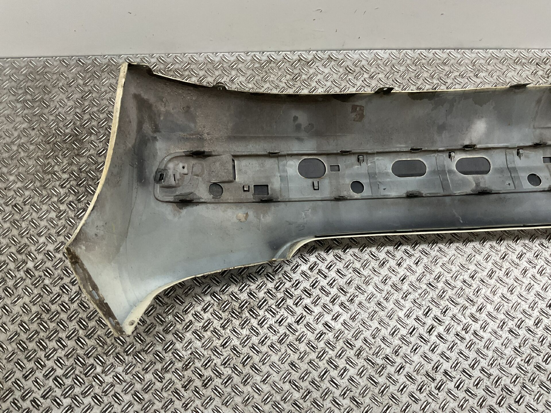 Stossfängerverkleidung hinten