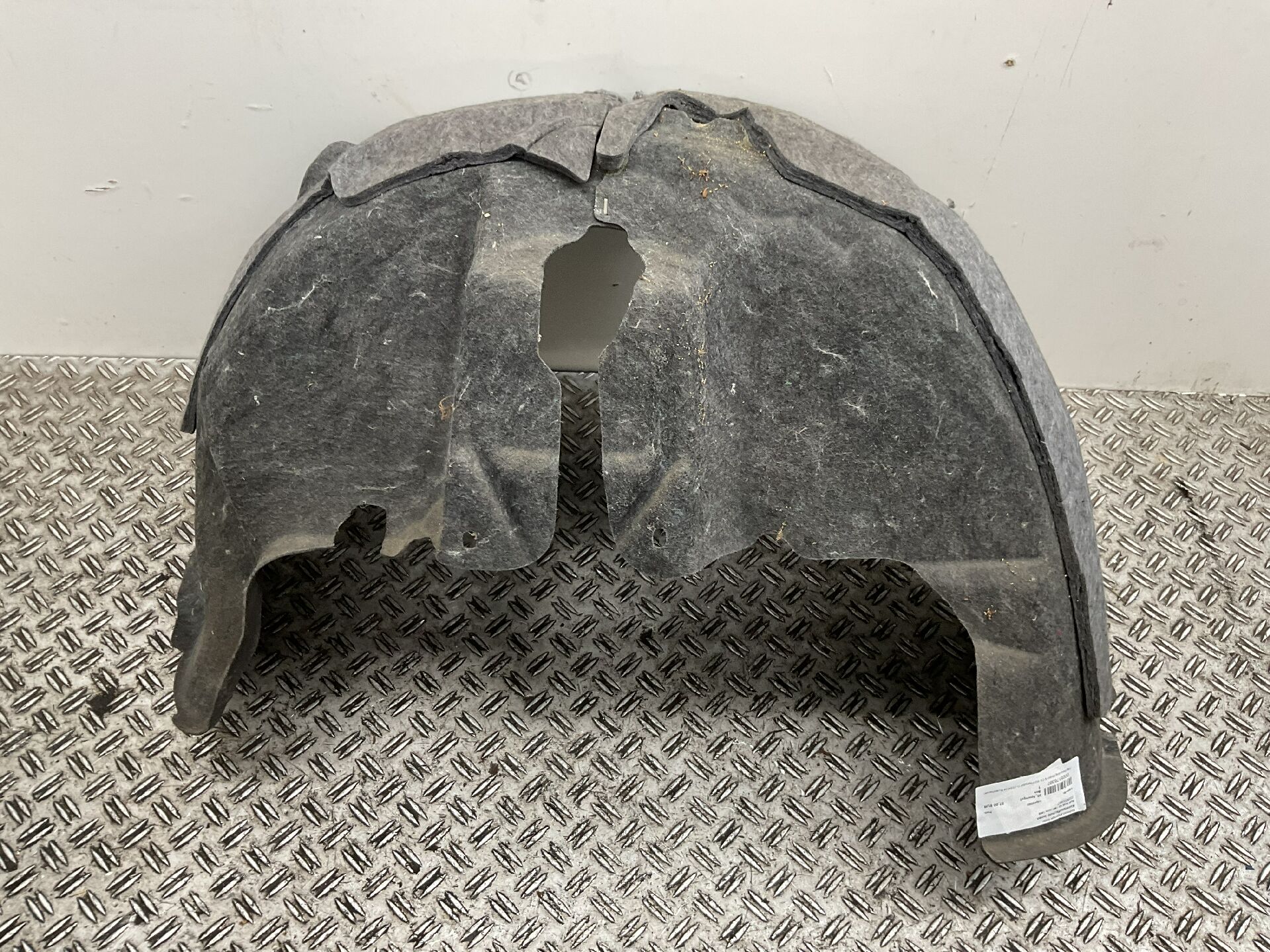 Protection plastique à l'intérieur GAUCHE