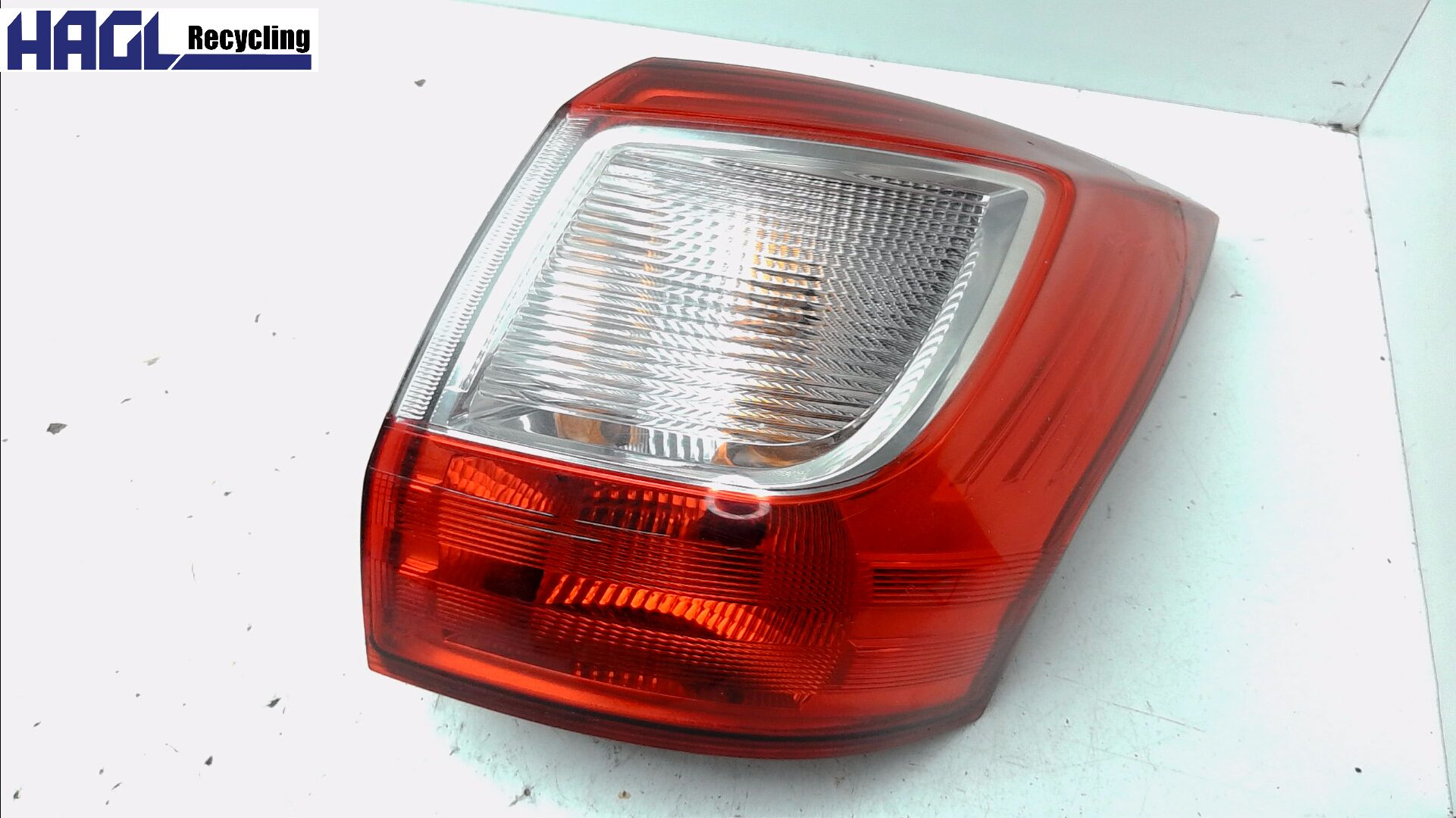 Heckleuchte aussen komplett RECHTS