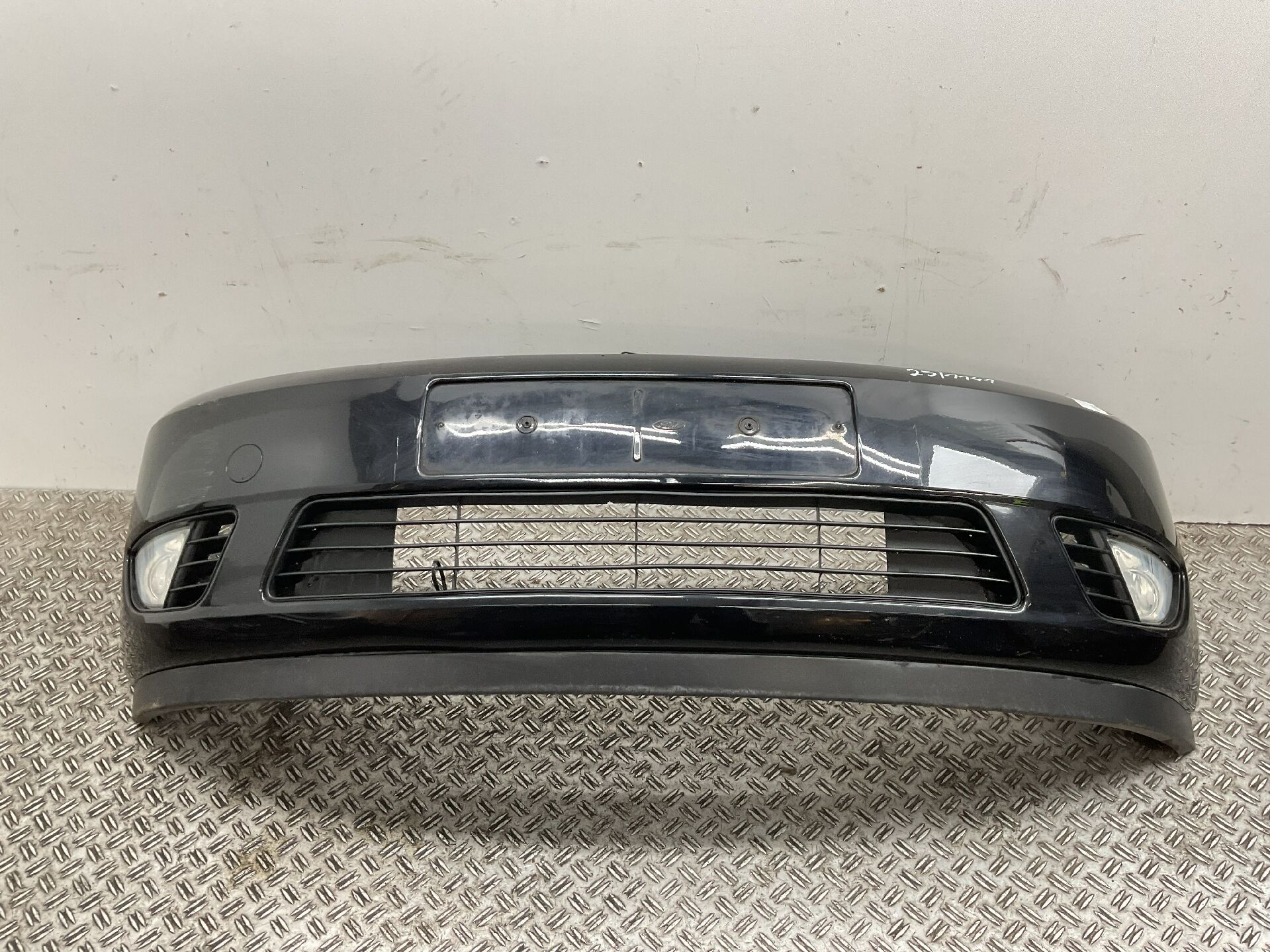 Stossfänger Verkleidung VORNE