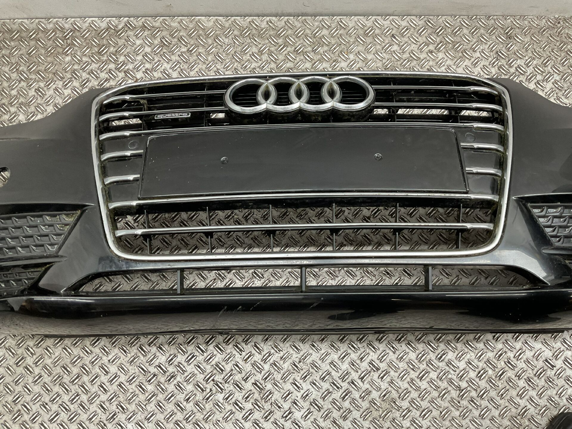 Stossfänger Verkleidung vorne