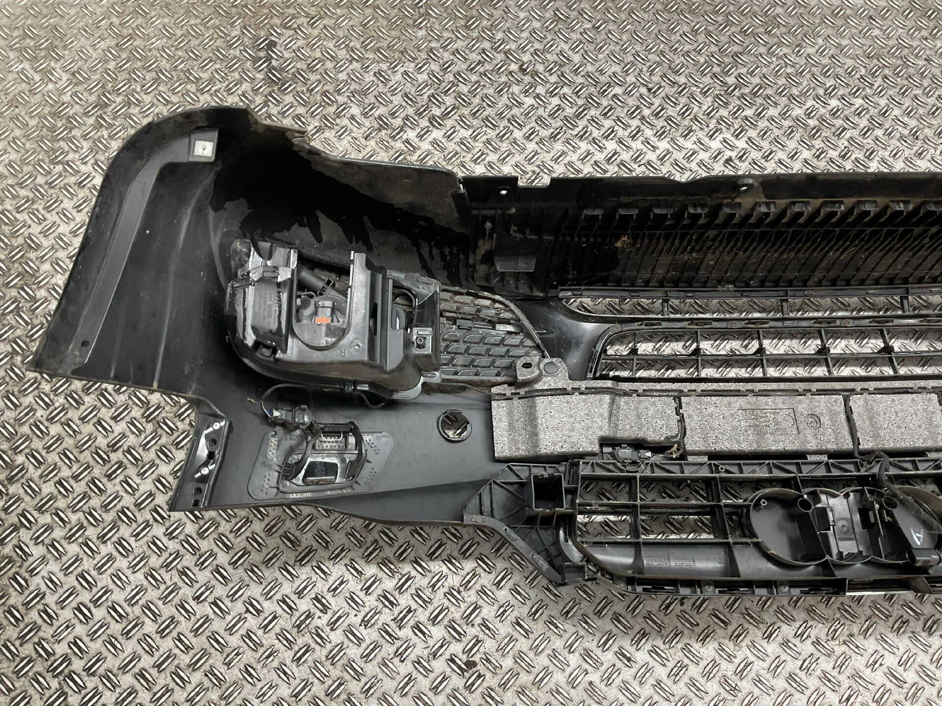 Stossfänger Verkleidung vorne