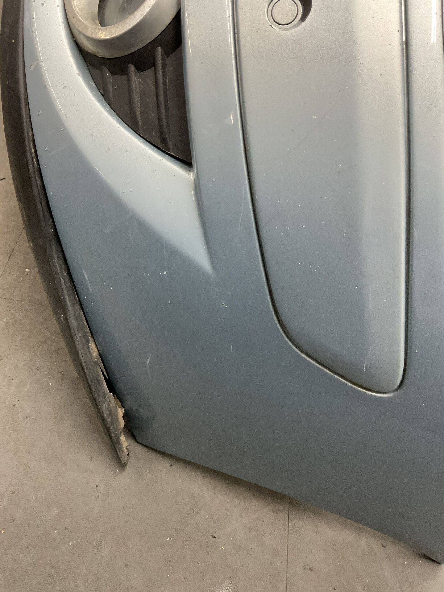 Stossfänger Verkleidung VORNE