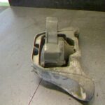 Ford Focus Focus DBW/DAW/DFW/DNW/DB1/DA1 MOTORTRÄGER  M GUMMILAGER  SEITLICH L Kombi