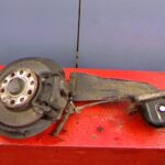 VW Touran Touran 1 T ACHSSCHENKEL MIT RADNABE LINKS L Kombi