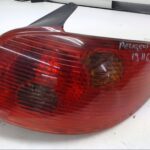 Peugeot 206 206 2KFX/2NFZ/ HECKLEUCHTE KOMPLETT  R Limousine