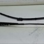 VW Tiguan Tiguan 5N SCHEIBENWISCHERARM RECHTS Geschlossen