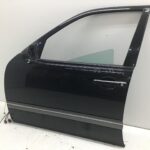 Mercedes-Benz E-Klasse E-Klasse 210 TÜR VORNE LINKS Limousine