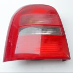 Audi Audi A4 Audi A4 B5 Heckleuchte LINKS Kombi