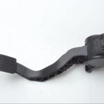 Peugeot 206 206 2KFX/2NFZ/ Gaspedal komplett mit Halter Limousine