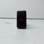 Mazda 3 3 BK Schalter WARNBLINKER Limousine