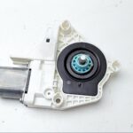 VW Touareg Touareg 7P MOTOR FENSTERHEBER (TÜR HINTEN) RECHTS Geschlossen